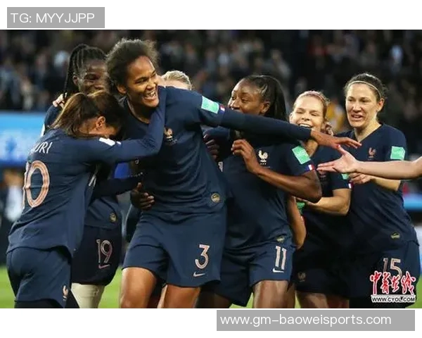 法国足协主席宣布未来四年将投资55亿欧支持业余足球和女足发展