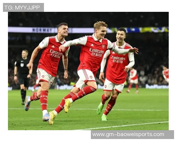 阿森纳在英超对诺丁汉森林战绩优异但客场表现不佳的对比分析