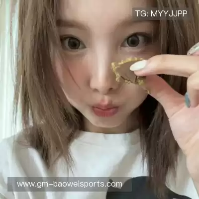 姬展立